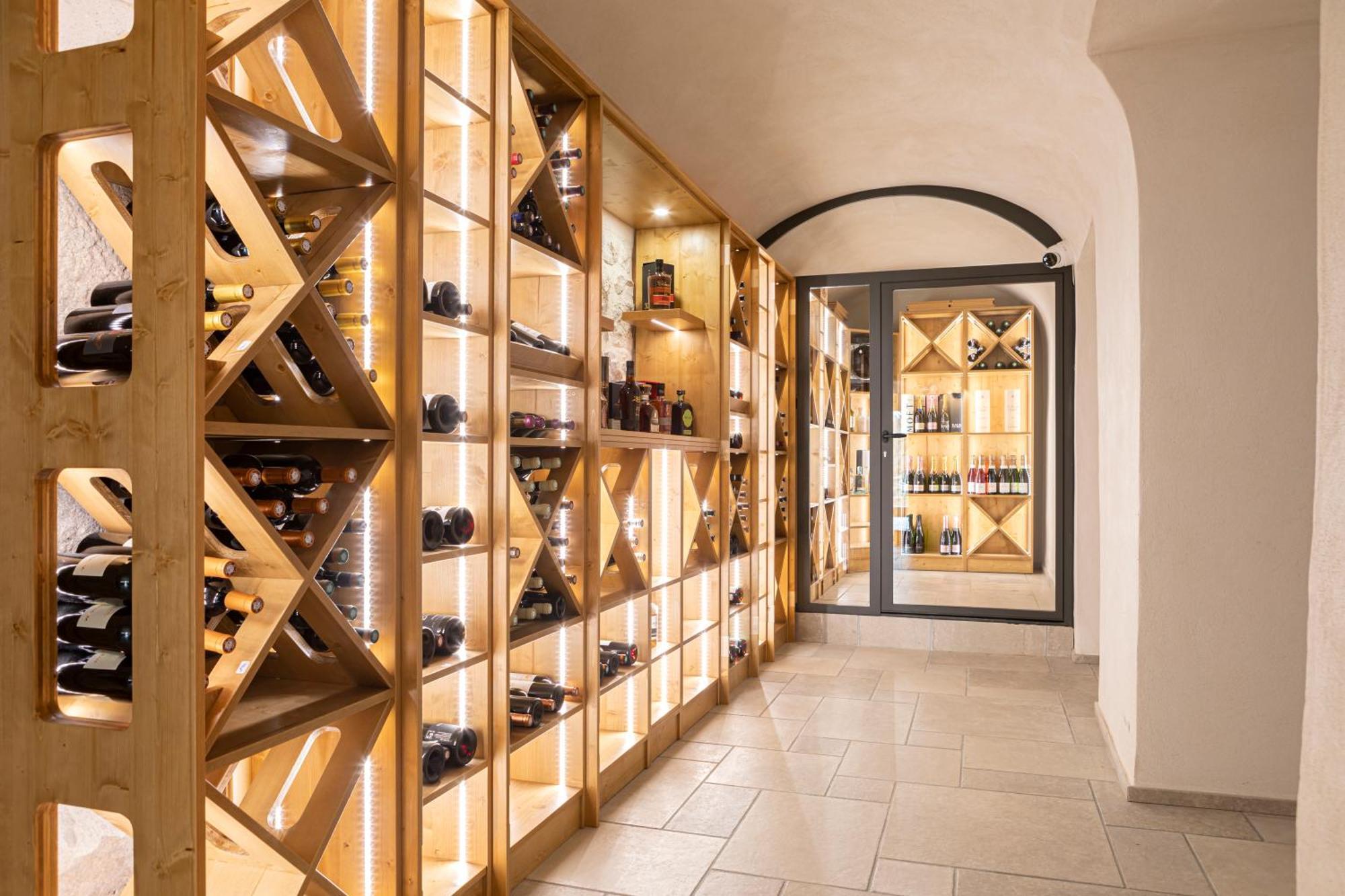 Domaine Et Chateau De Valinches Marols المظهر الخارجي الصورة